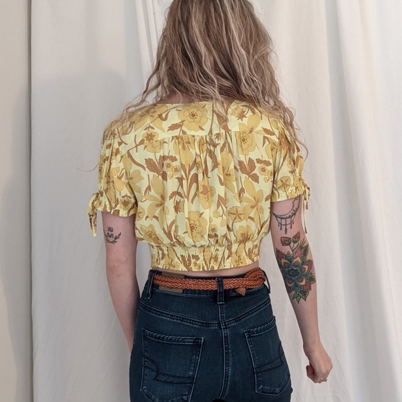 Urban Outfitters 70s Print Peasant Top - Picture 5 of 6